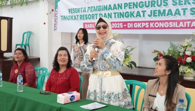 Ketua TP PKK Simalungun Minta Inang GKPS Distrik II Jadi Agen Perubahan Ke Arah Positif