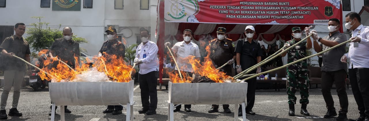 Pemusnahan Barang Bukti Tunjukkan Keseriusan Penegak Hukum