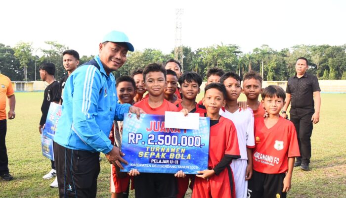 Wabup Deliserdang Tutup Turnamen Sepakbola Kelompok Umur