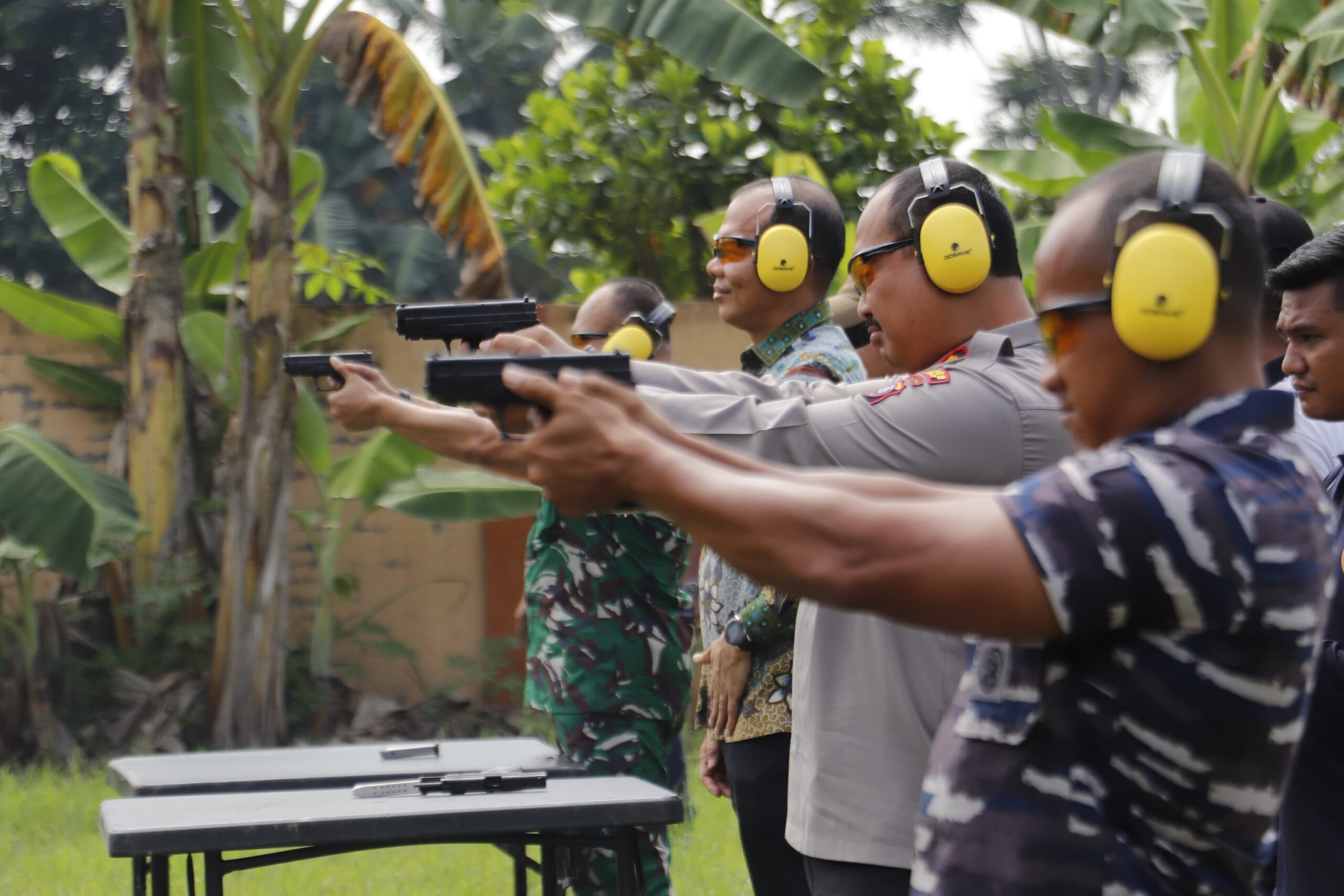 Semarak Hari Bhayangkara Ke-79, Polres Langkat Gelar Lomba Menembak Eksekutif