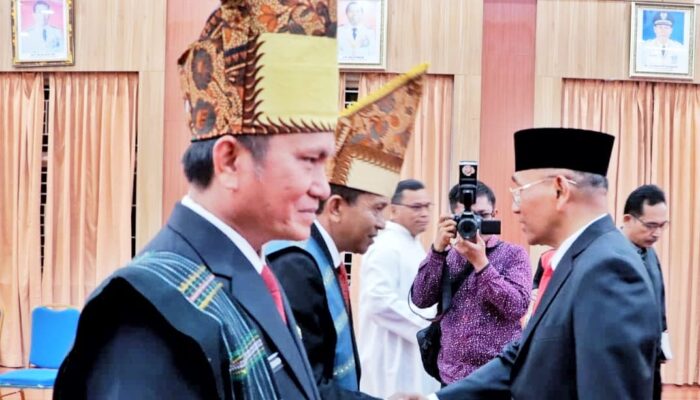 Esron Dilantik Jadi Asisten, Jonni Jadi Kadis Perpus, Pejabat Sekda Dan Ka BKPSDM Kosong