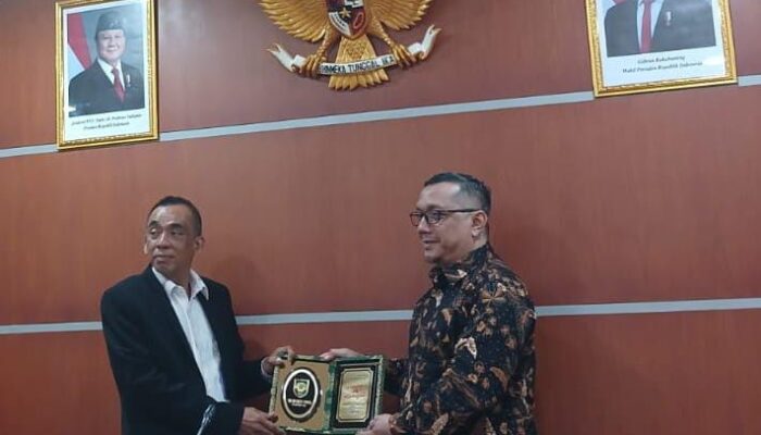 Menteri Desa PDT Terima Audiensi Pengurus Yayasan Dan Rektor UISU