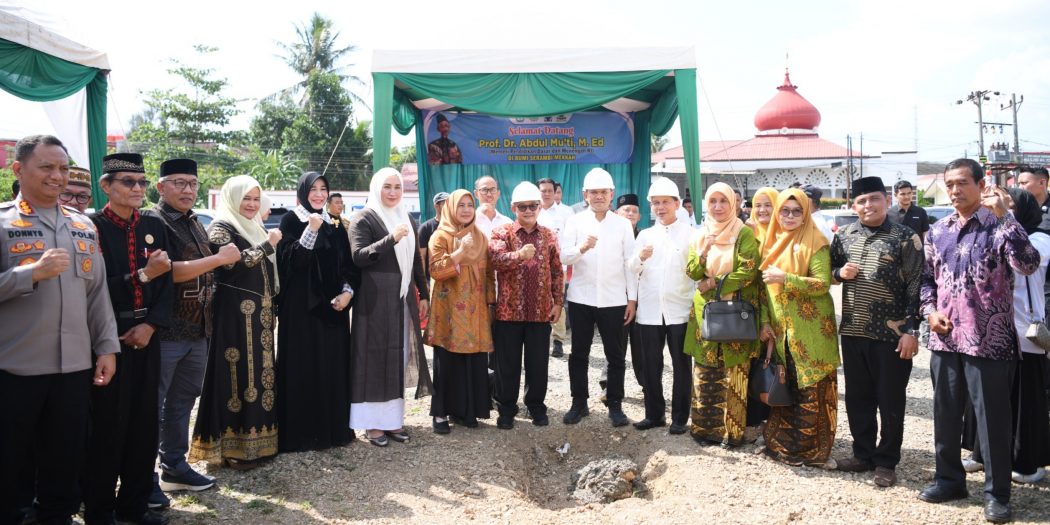 Mendikdasmen Letakkan Batu Pertama Pembangunan SMK Muhammadiyah Banda Aceh