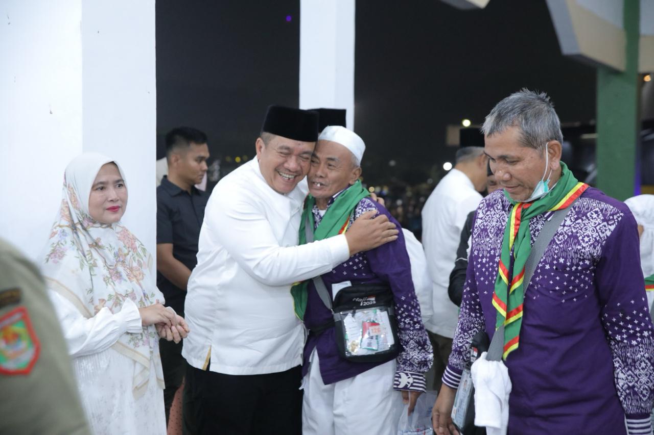 Jemaah Haji Asahan Kembali Ke Kampung Halaman