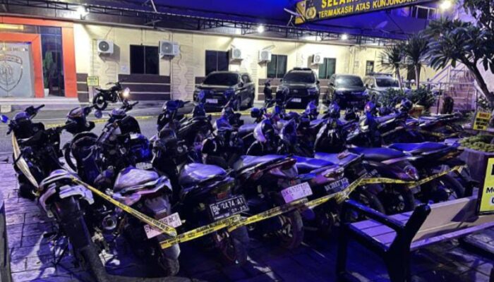 Bengkel Merangkap Salon Digerebek Di Simalingkar, Puluhan Sepeda Motor Disita