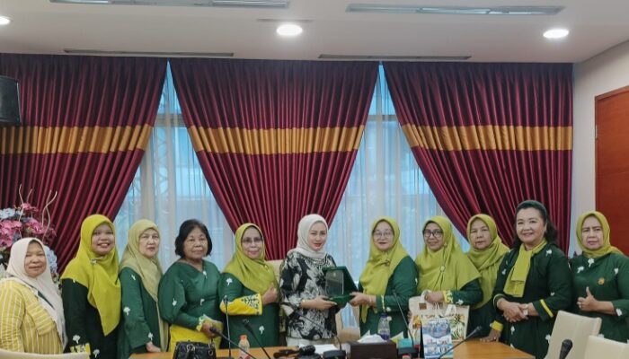 Pengurus BKOW Sumut Audiensi Ke DPRDSU