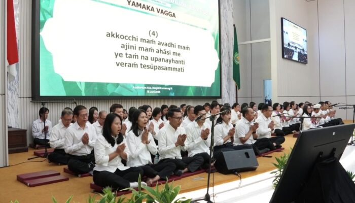 2.569 Ummat Buddha Serentak Bacakan Kitab Dhammapada, Siap Masuk Rekor MURI