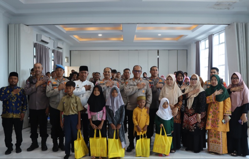 Jelang HUT Polri, Polrestabes Medan Berbagi Di Panti Asuhan Aisyiyah