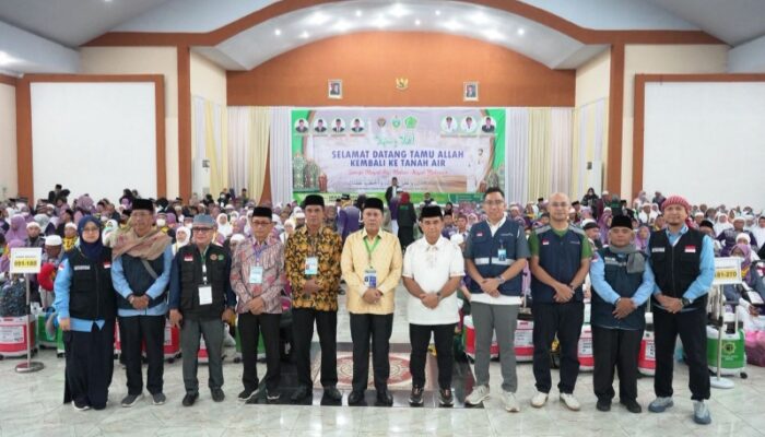 Kloter 8 Tiba Lebih Cepat Dari Jadwal, Ketua PPIH Apresiasi Garuda Indonesia