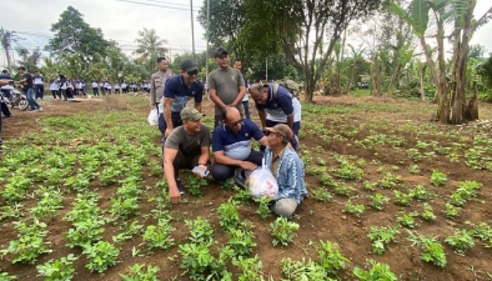 Jelang HUT Bhayangkara Ke-79, Polrestabes Medan Jalan Santai Dan Berbagi Di Patumbak