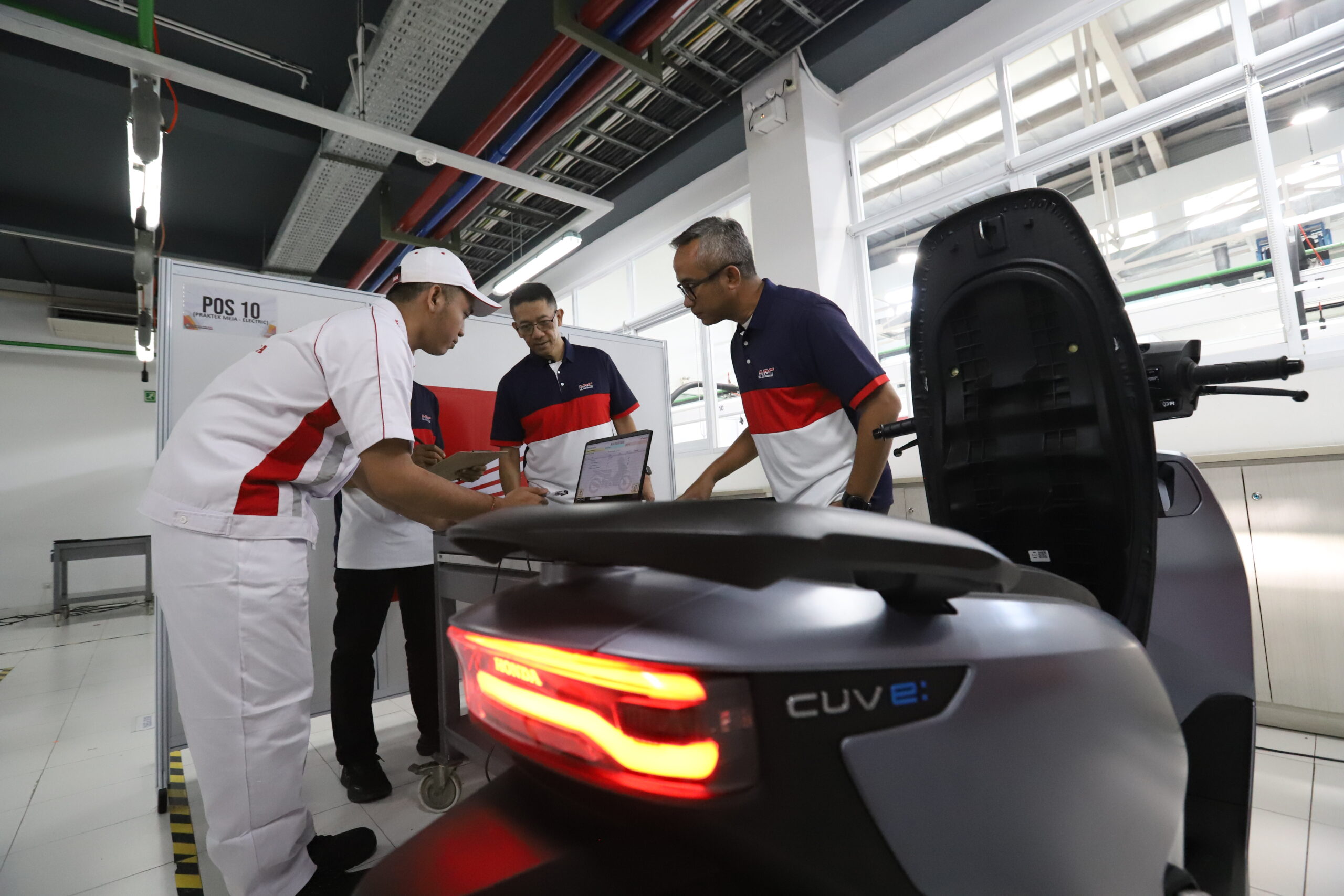 AHM-TSC Uji Kompetensi Teknisi Honda