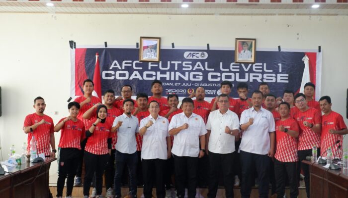 Ketum KONI Sumut Buka Kursus Pelatih Futsal