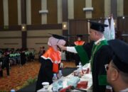 INSAN Binjai Wisuda 425 Mahasiswa, Rektor Pesan Antisipasi Era AI