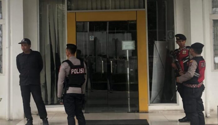 KPK Geledah Kantor Dinas PUPR Sumut