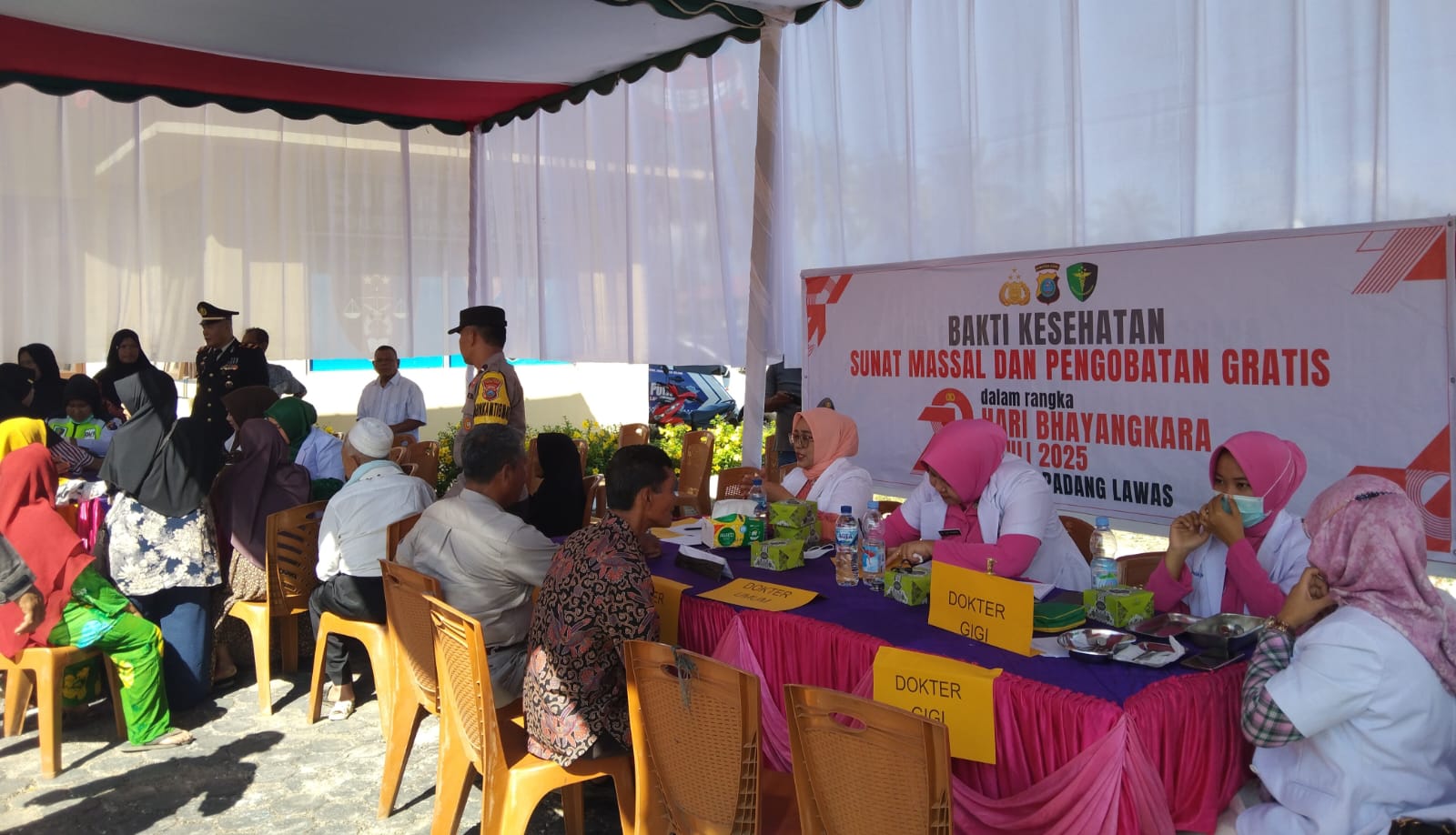 Polres Palas Gelar Pengobatan dan Khitanan Gratis HUT Ke-79 Bhayangkara