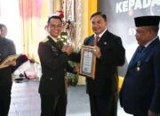 Teraktif Memberantas Narkoba Bupati Aceh Tenggara Terima Penghargaan Kapolda Aceh