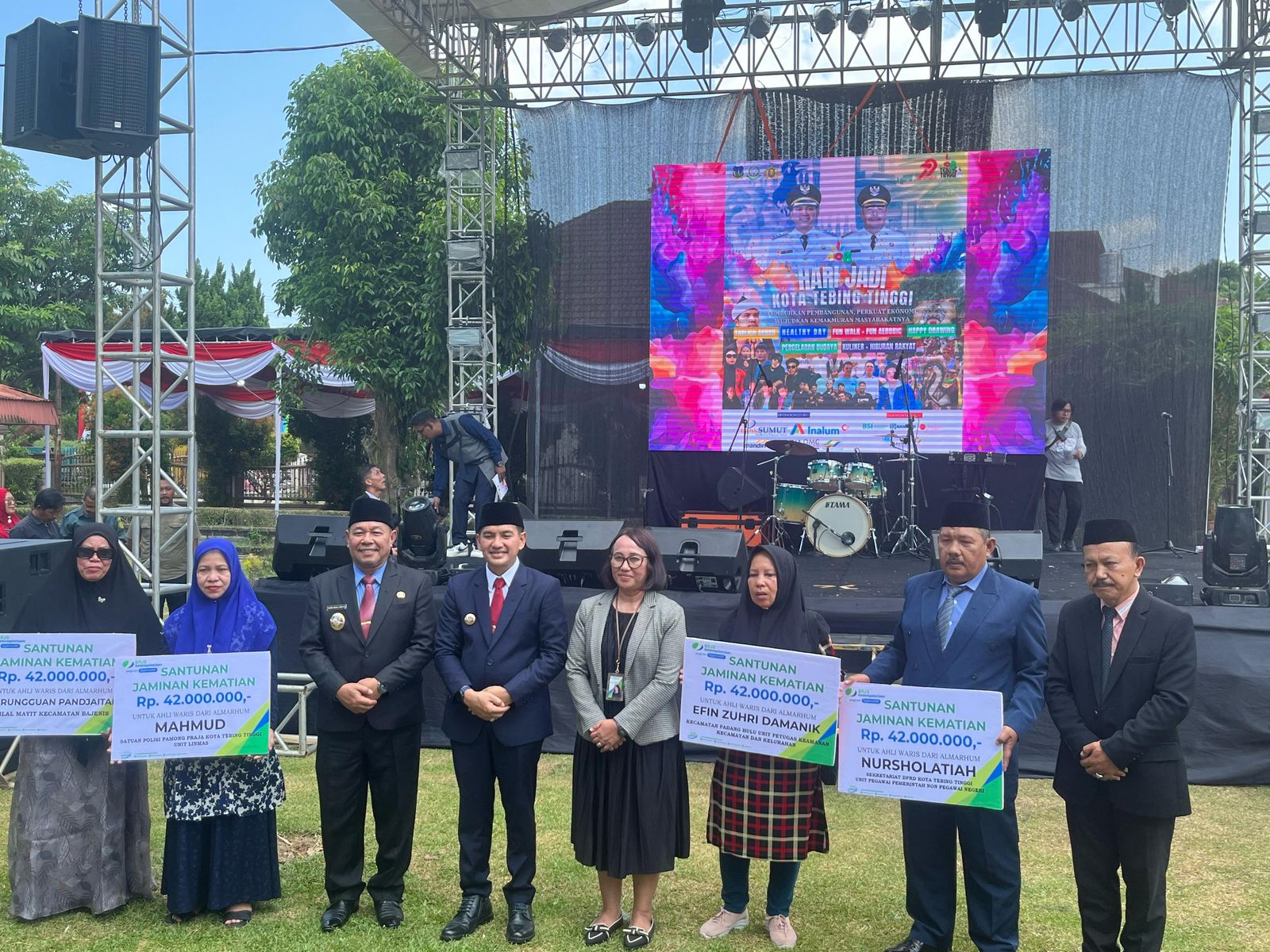 4 Ahli Waris Non PNS Terima Santunan Rp42 Juta Dari BPJS Ketenagakerjaan Di HUT Ke-108 Tebingtinggi