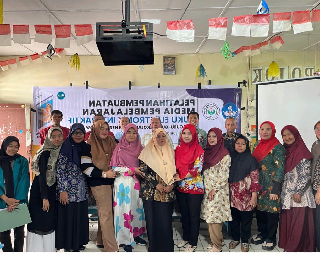 Unimed Latih Guru-guru SDN Buat Media Pembelaiaran Buku Elektronik