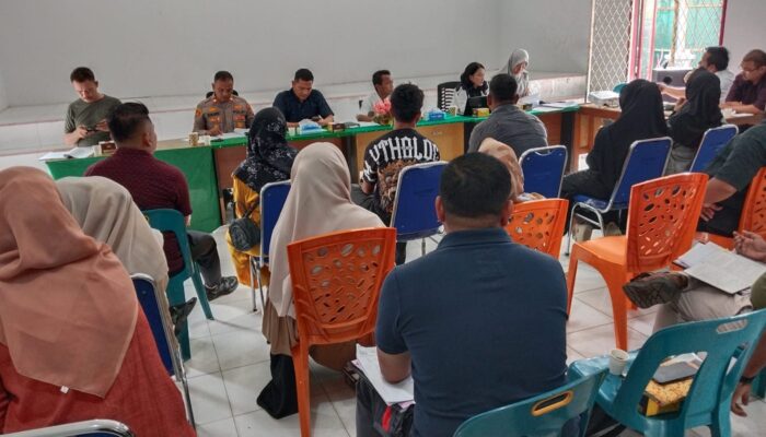 Kadis Lingkungan Hidup Aceh Tenggara Buka Sidang UKL-UPL