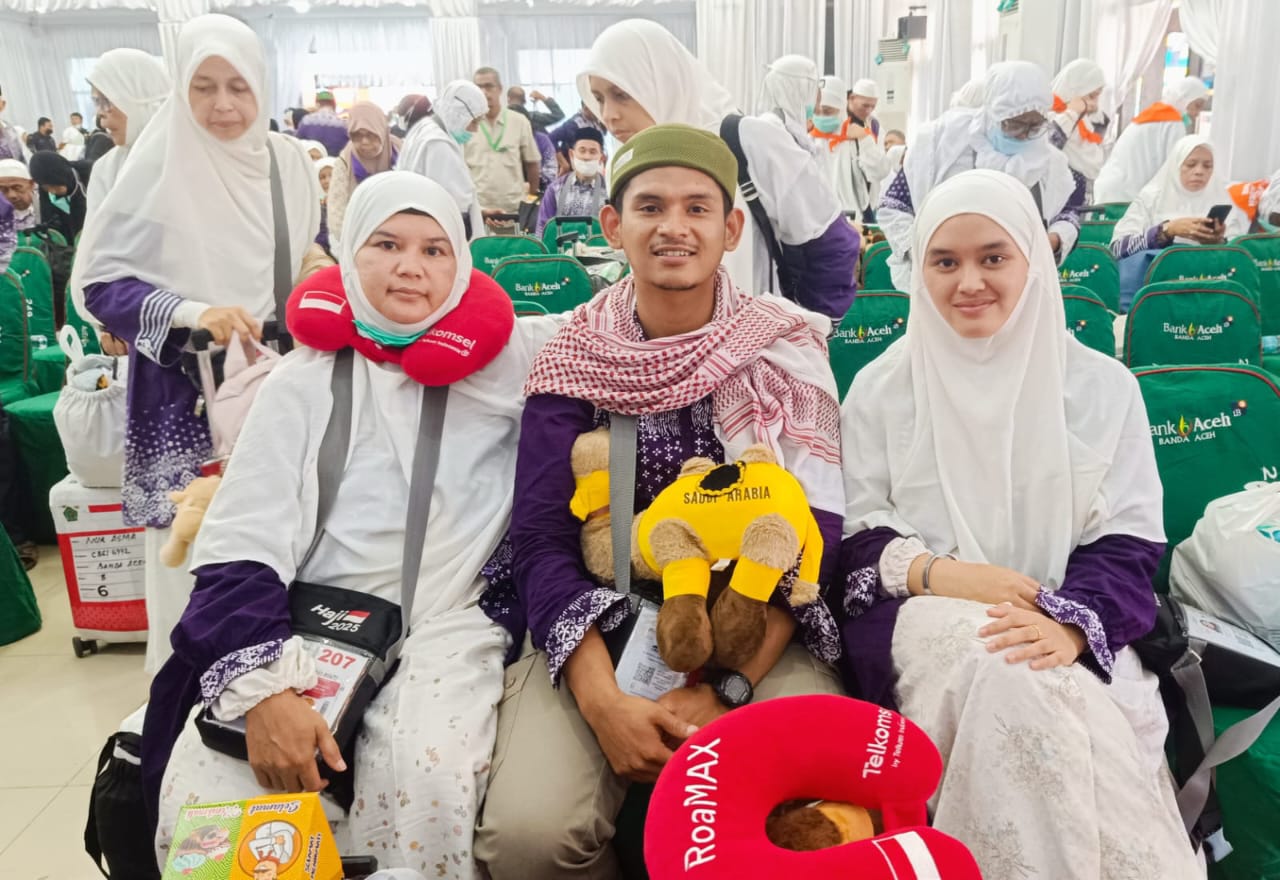 Mendaftar Sejak Kecil, Kakak-Beradik Asal Pidie Ini Rasakan Nikmatnya Berhaji Muda
