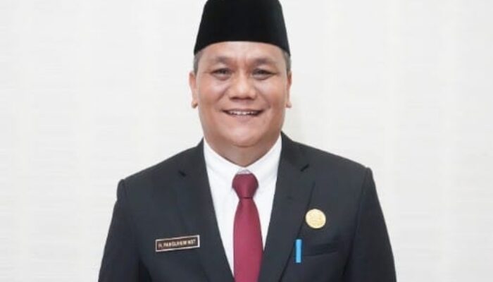 Panguhum Nasution Titi Karir Dari Bawah Sembari Jaga Lima Adik