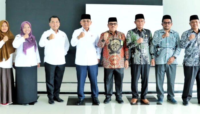 Kakan Kemenag Temui Bupati Simalungun, Minta 12 Lahan KUA Dihibahkan