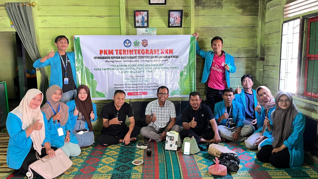 Tim PKM Unggulan Unsam Terapkan Pembuatan Pakan Ayam Berbasis IoT Di Blangkejeren