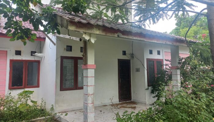 Rumah Dinas Kesehatan Aceh Tamiang Terbengkalai Jadi Sarang Hantu