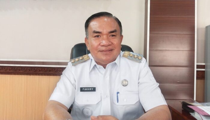 Bupati Agara Imbau Orang Tua Dampingi Anak Pada Hari Pertama Masuk Sekolah