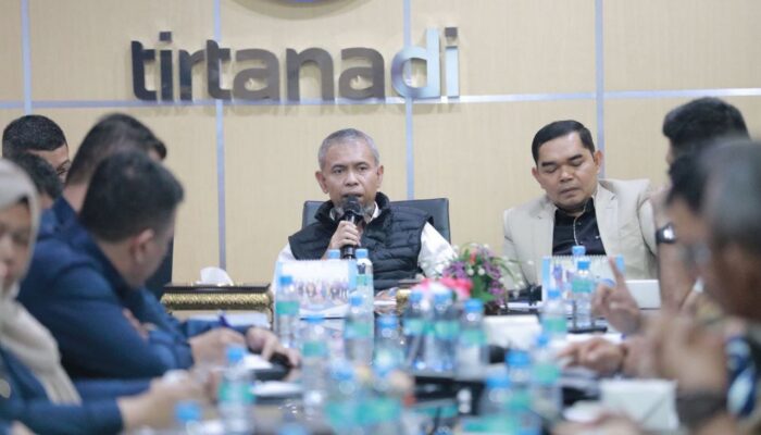 Pemprovsu Belum Serius Atasi Krisis Air