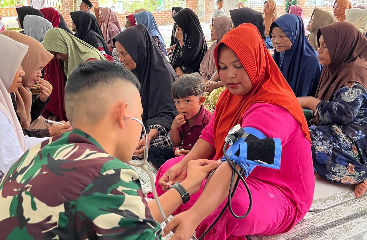 Yonif TP- 857/GG, Layani Kesehatan Masyarakat Geumpang