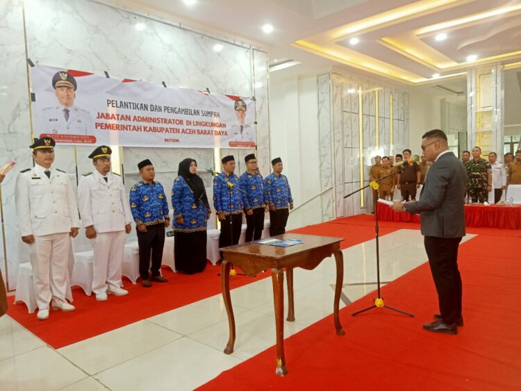 Bupati Abdya Lantik Tujuh Pejabat Eselon III