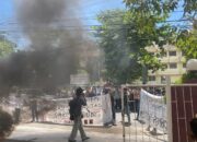 Mahasiswa UDA Demo Minta Hana Nelsri Kaban Kembalikan Uang Kuliah Dan Buka Ruangan Kuliah