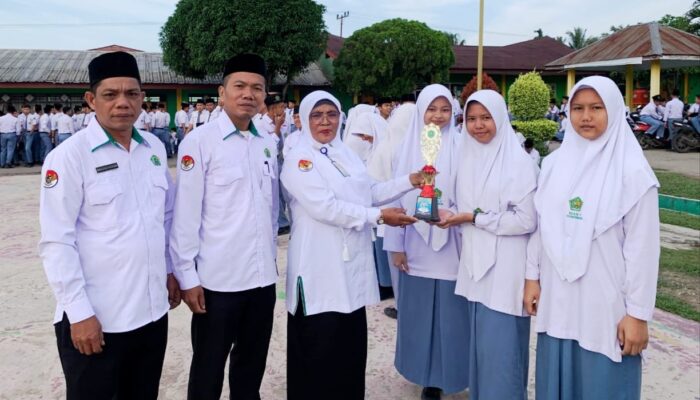Tiga Siswa MAN 1 Padangsidimpuan Finalis OSN Sumut 2025