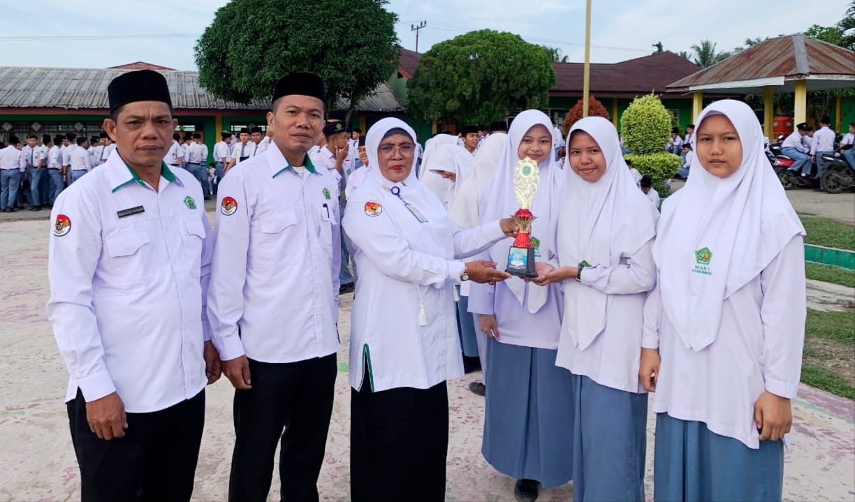 Tiga Siswa MAN 1 Padangsidimpuan Finalis OSN Sumut 2025