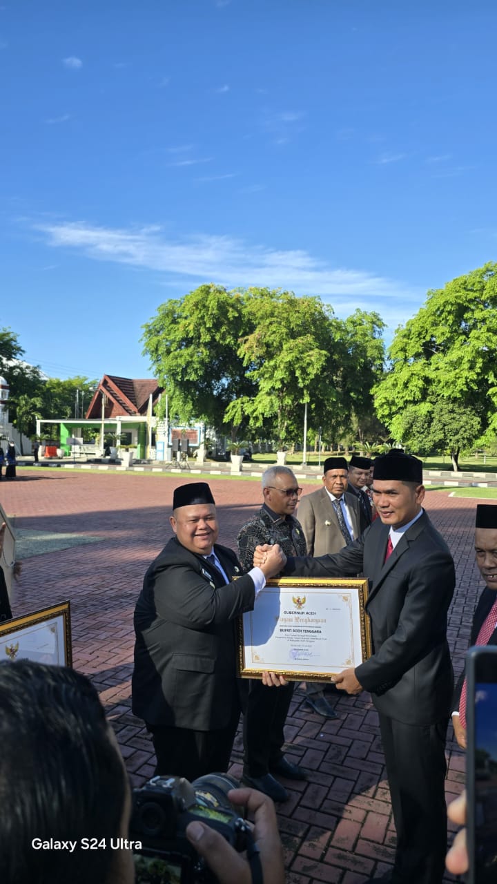 Pemkab Aceh Tenggara Raih Penghargaan Tercepat Bentuk Koperasi Merah Putih