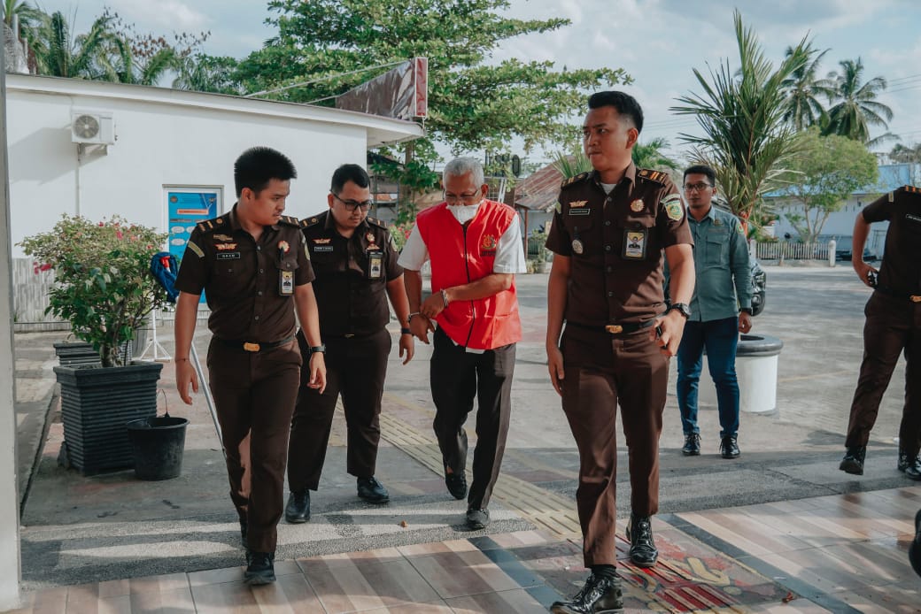 Kajari Batubara Tahan Mantan Kadis Kesehatan Pemkab Batubara