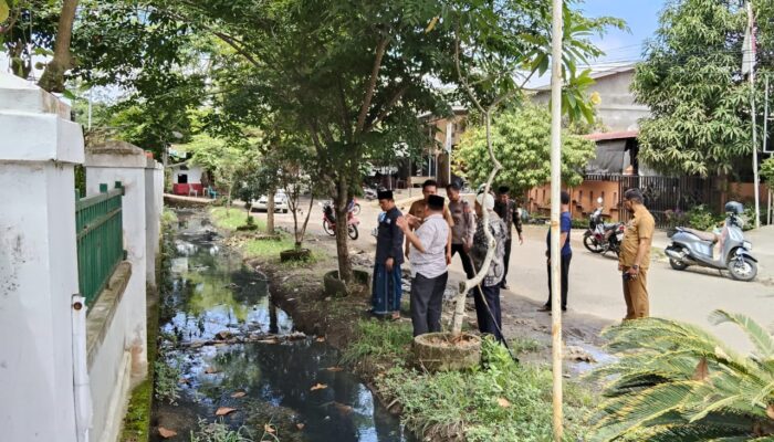 Mitigasi Banjir Matang Kuli Melalui Pembersihan Sedimen Drainase