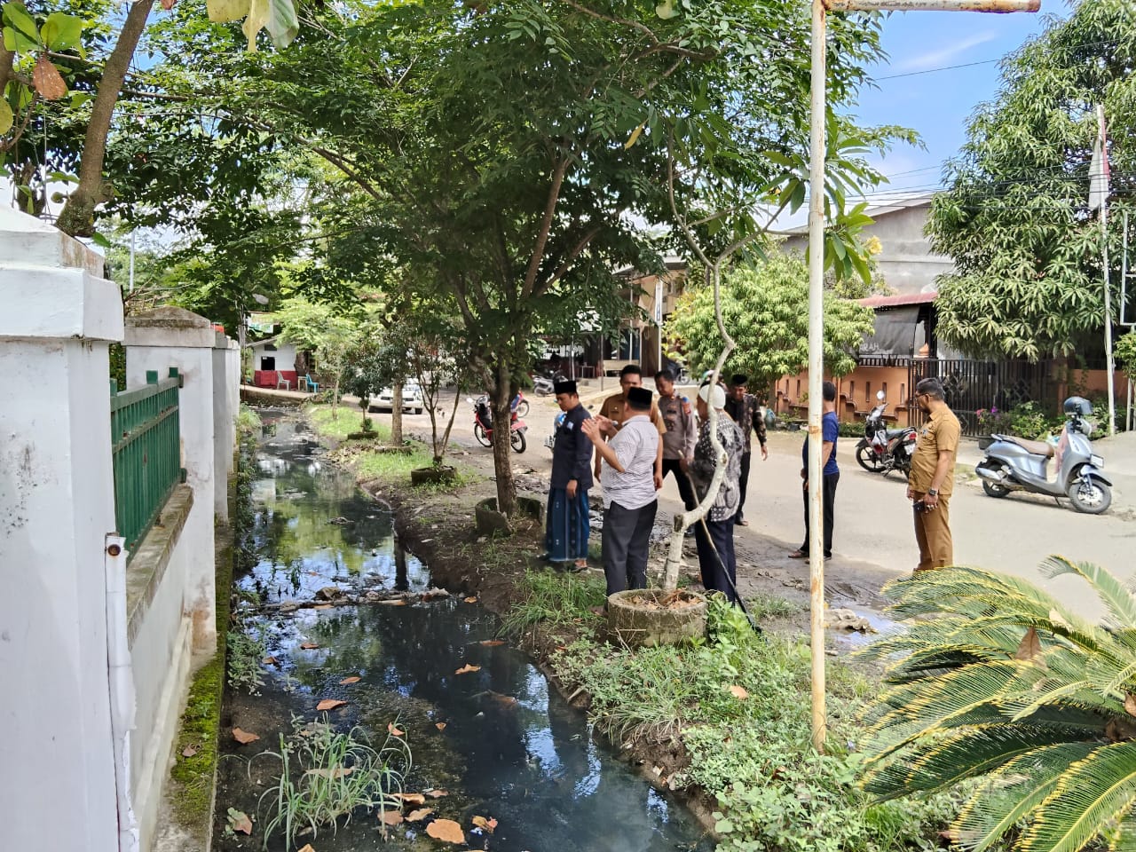 Mitigasi Banjir Matang Kuli Melalui Pembersihan Sedimen Drainase