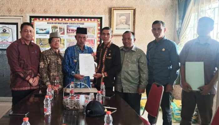 Setahun Menjabat, Wabup Singkil Ganti Plt Kadisdikbud