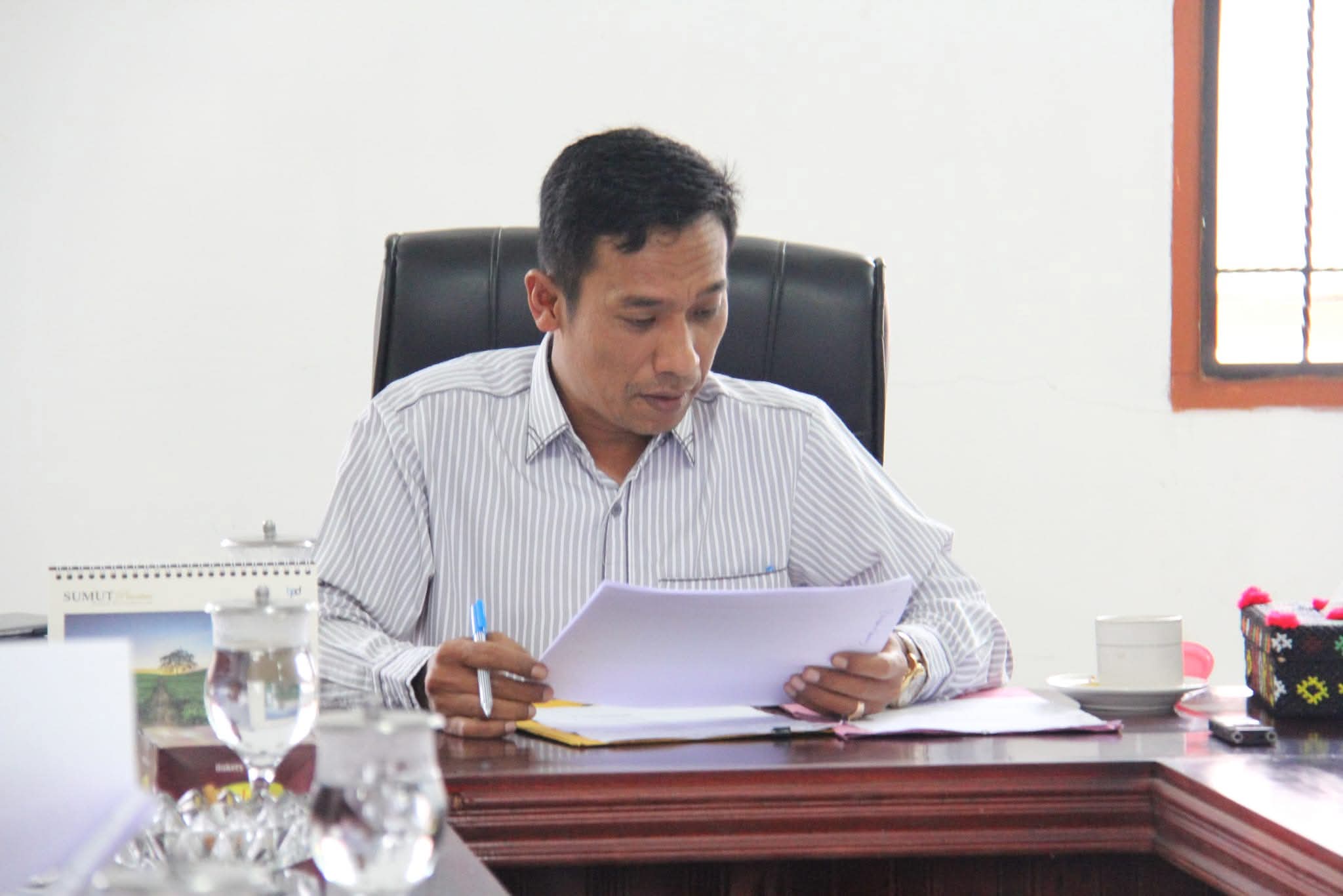 DPRD Humbahas Desak Penyelesaian Mobnas L300