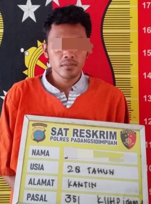 Gegara Rp5.000, Preman Bacok Pedagang Bakso Di Sidimpuan