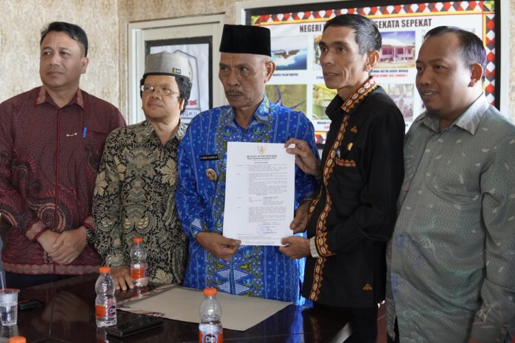 Karir Gemilang Amran Ramli, 5 Tahun Staf Disdikbud, Kini Jadi Plt Kadis