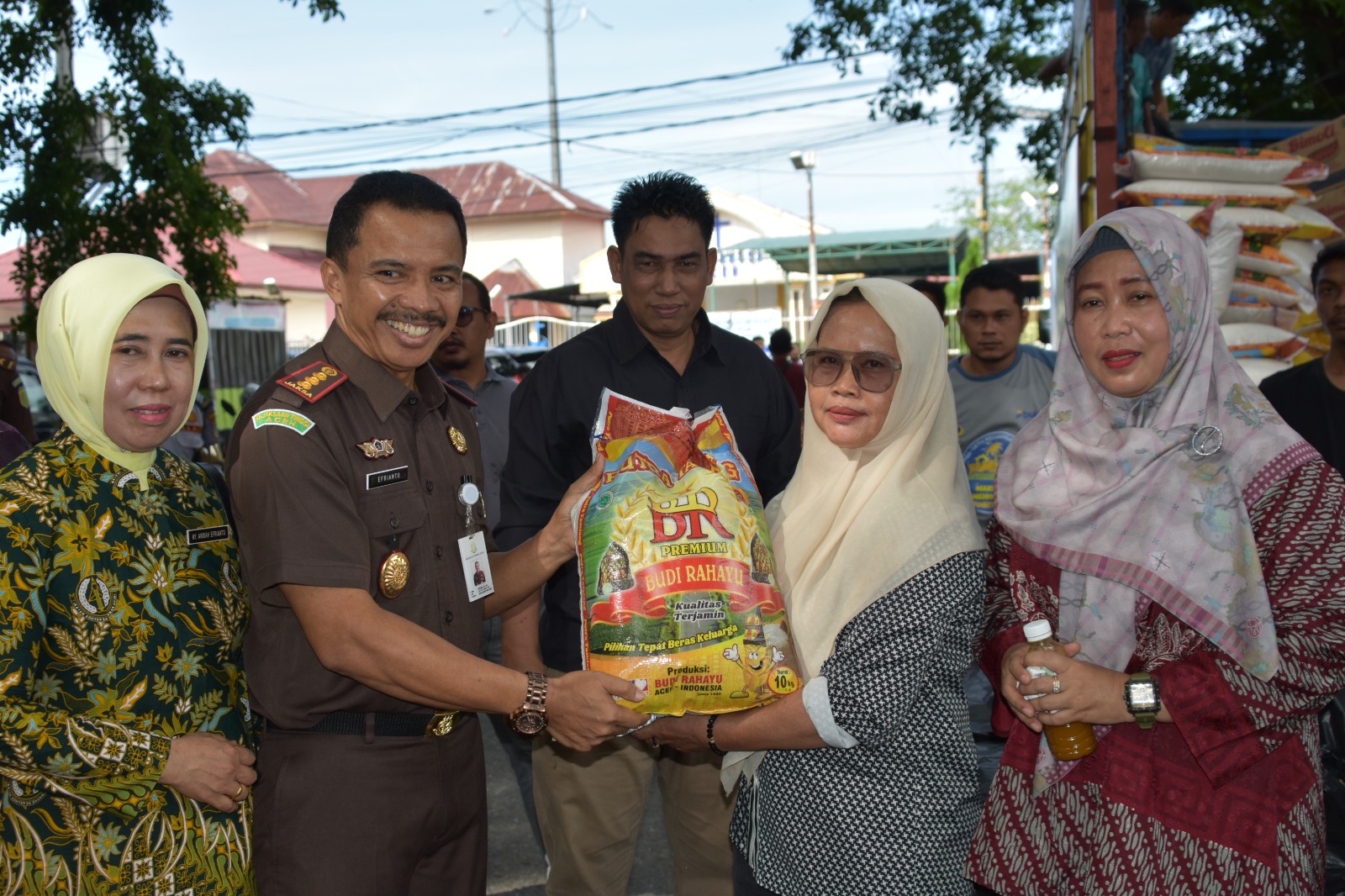 Kejari Langsa Bersama Pemko Gelar Pasar Murah