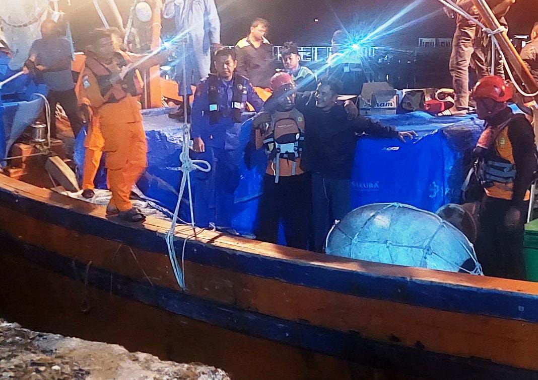 Dua Korban Tabrakan Kapal Cargo Di Perairan Selat Malaka Belum Ditemukan, Delapan Selamat