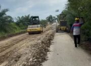 Perbaikan Kerusakan Jalan Cot Girek Menyita Perhatian Warga