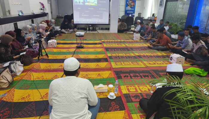 BRI BO Tanjungbalai Gelar Pengajian, Sholat Sumber Ketenangan Jiwa