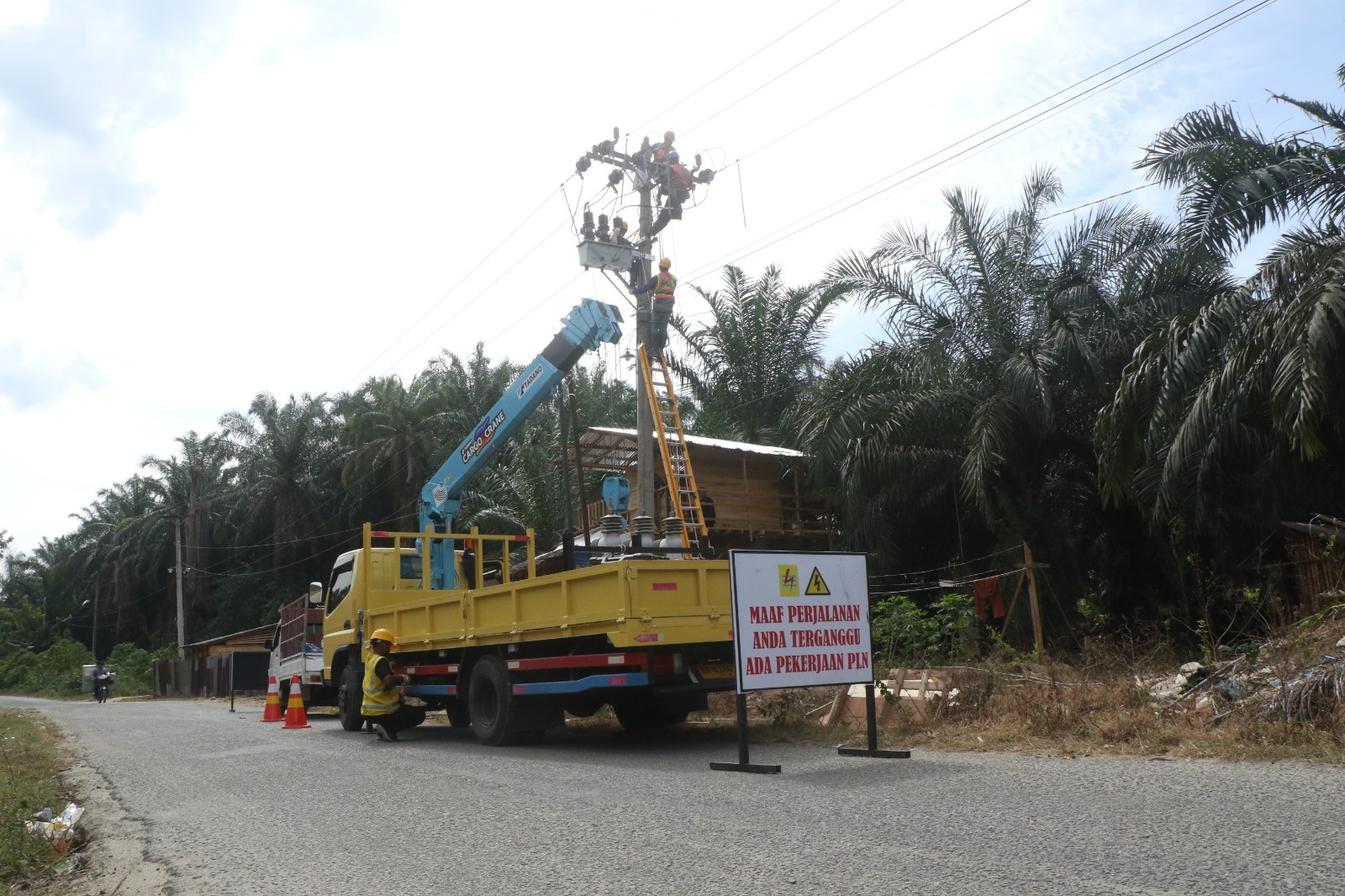 PLN UID Sumut Nyalakan Semangat Kemerdekaan Lewat “Grebek Penyulang 20 kV”
