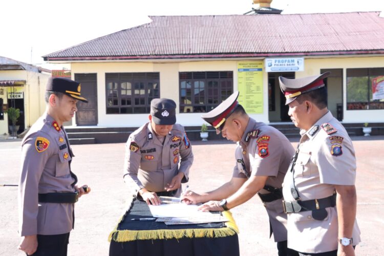 Sertijab Pejabat Utama Polres Dairi Berlangsung Khidmat, Kapolres Beri Pesan Tegas