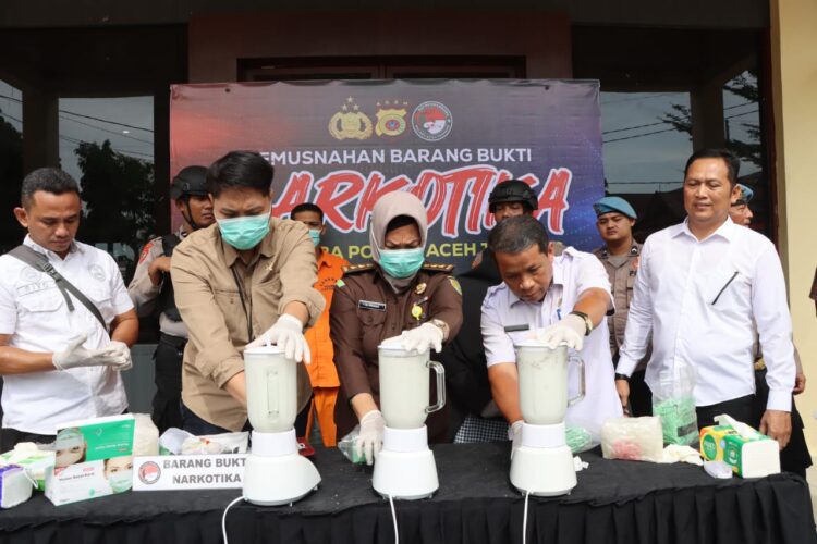 Polres Aceh Tamiang Musnahkan 6,2 Kg Sabu